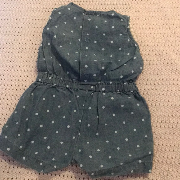 Carter’s polka dot romper - Picture 2 of 3